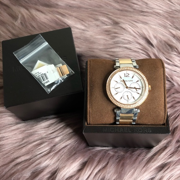 Michael Kors Rose Gold/Silver Watch - Picture 4 of 4